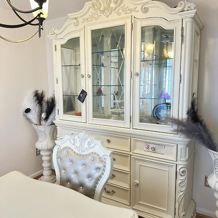 Special Rate Worthy Posh And Magnificent 4 Bedrooms And Two & Half Bath Alsfeld Extérieur photo