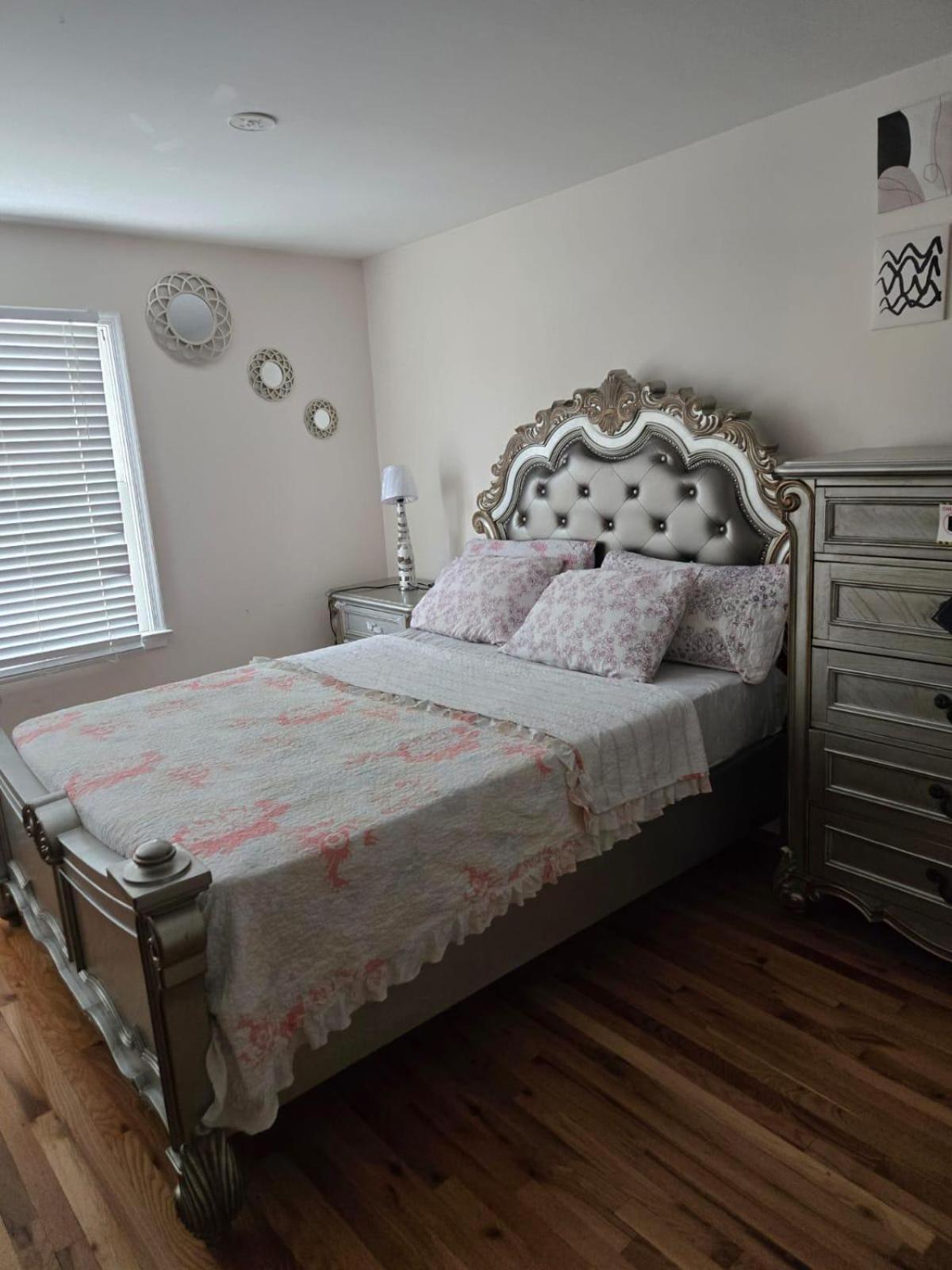 Special Rate Worthy Posh And Magnificent 4 Bedrooms And Two & Half Bath Alsfeld Extérieur photo