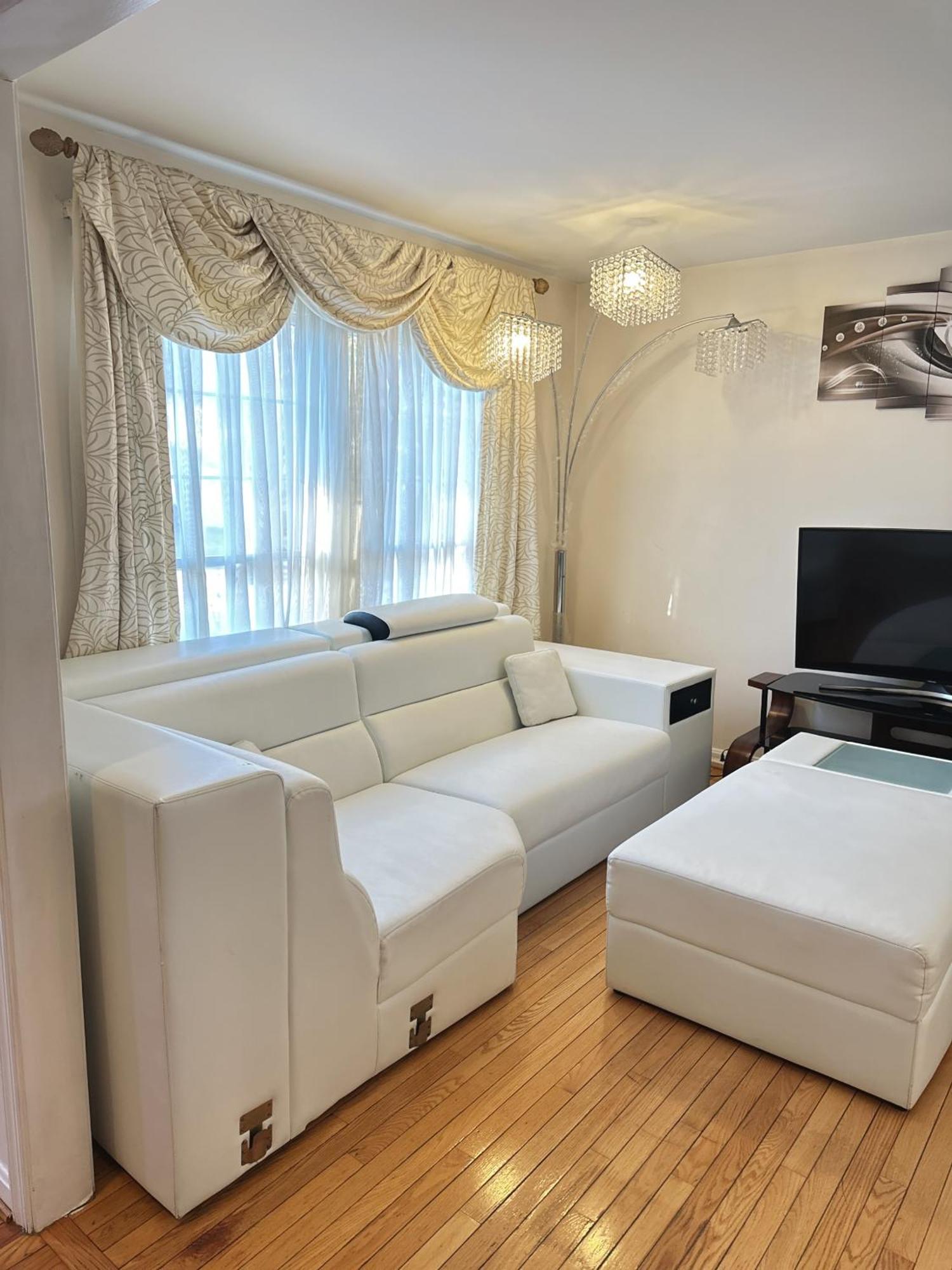 Special Rate Worthy Posh And Magnificent 4 Bedrooms And Two & Half Bath Alsfeld Extérieur photo