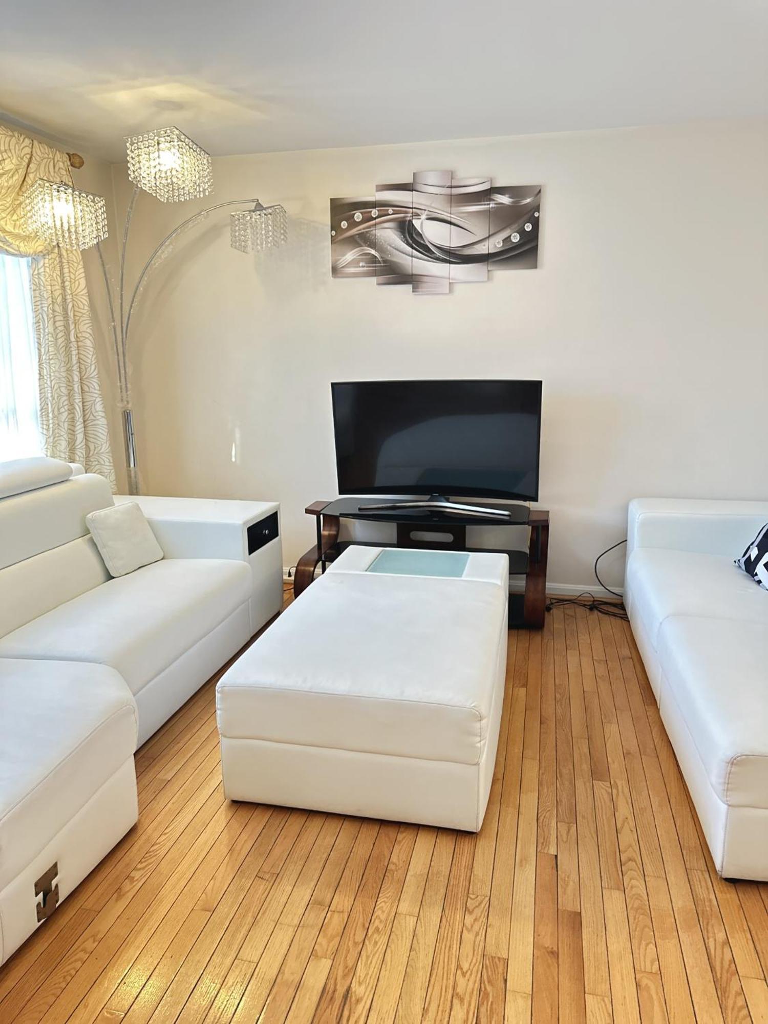 Special Rate Worthy Posh And Magnificent 4 Bedrooms And Two & Half Bath Alsfeld Extérieur photo